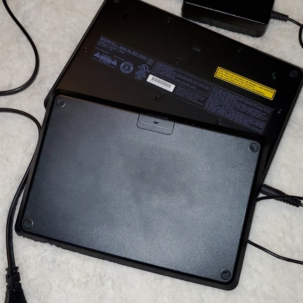 Sony - Picture 5 of 6
